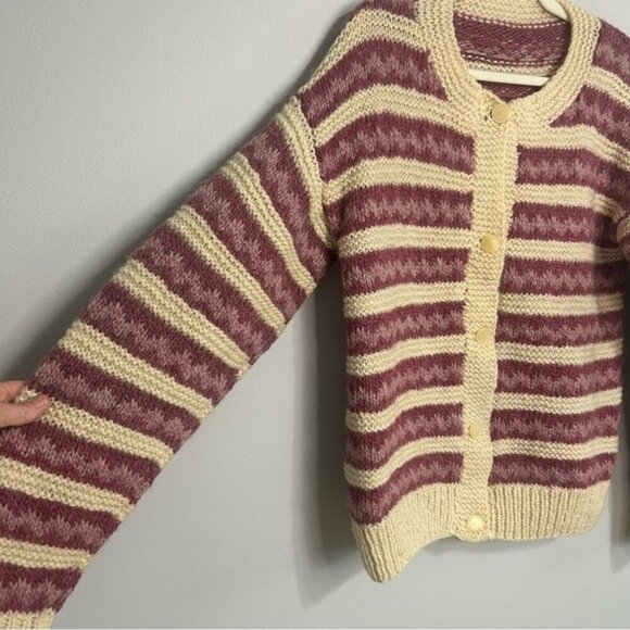Hand Knit Wool Cream Burgundy Button Up Fair Isle Cardigan Sweater Size Large - Picture 6 of 6